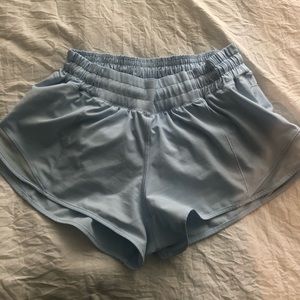 Lululemon 2.5 Hotty Hot Shorts